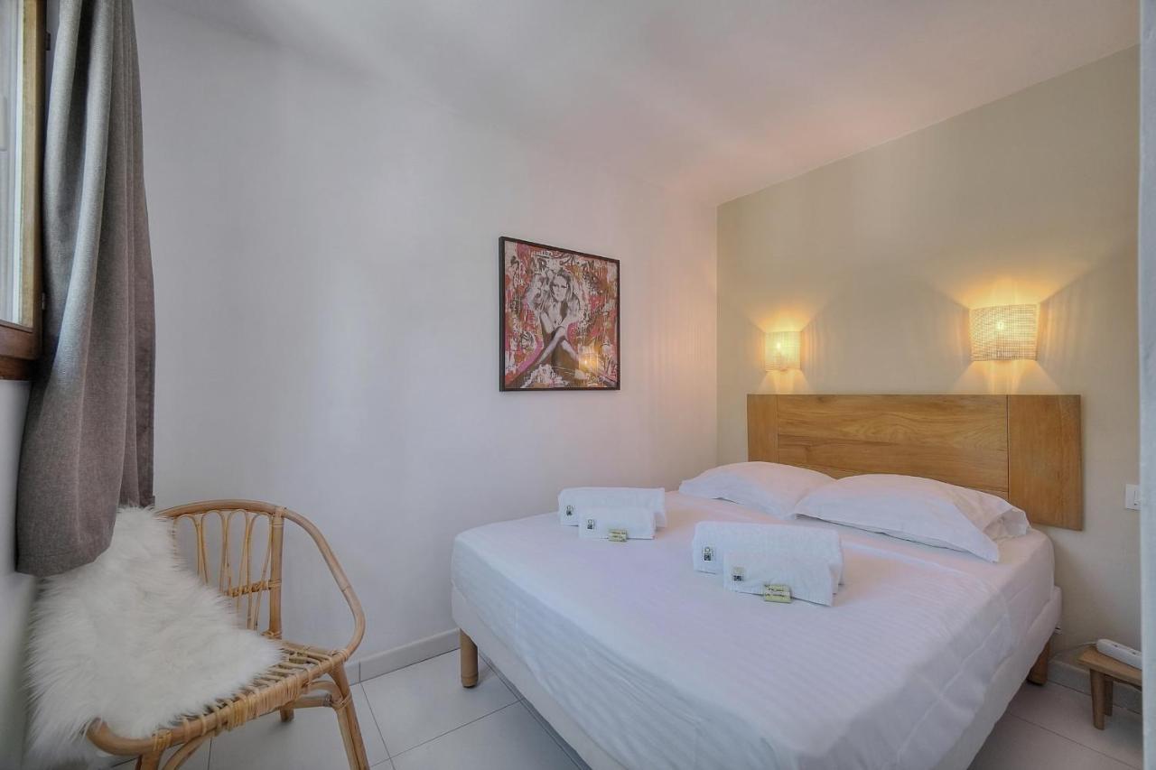 Apartamento Immogroom - Renovated - Sea View - Pool - Patio - Wifi - Ac - Parking