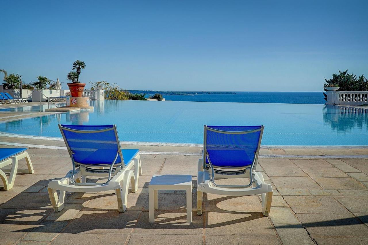 Apartamento Immogroom - Renovated - Sea View - Pool - Patio - Wifi - Ac - Parking *