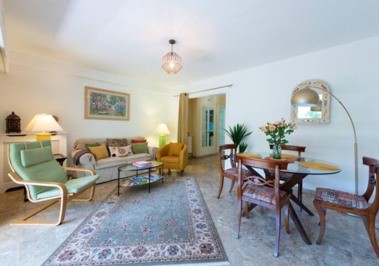 Le Cardiff Avec Grand Balcon, Piscine Et Parking, Un Fabuleux Familial En Basse Californie Apartment *