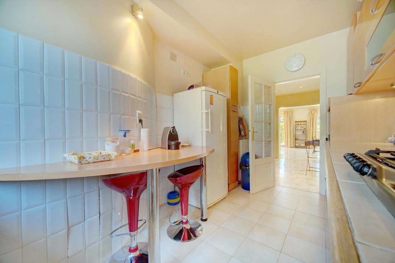 Comfortable, Superb South Terrace *