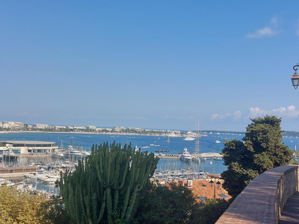 Place Suquet Appartement Cannes
