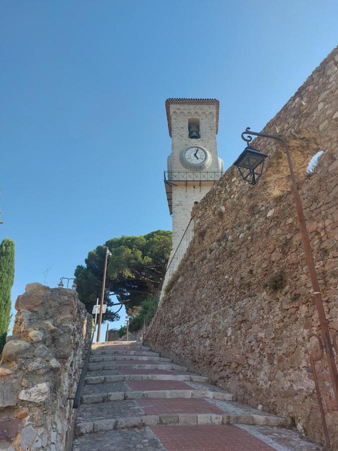 Apartment - Place Du Suquet Cannes