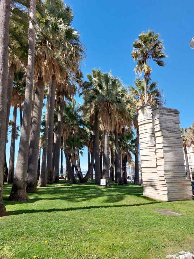 Place Suquet * Cannes
