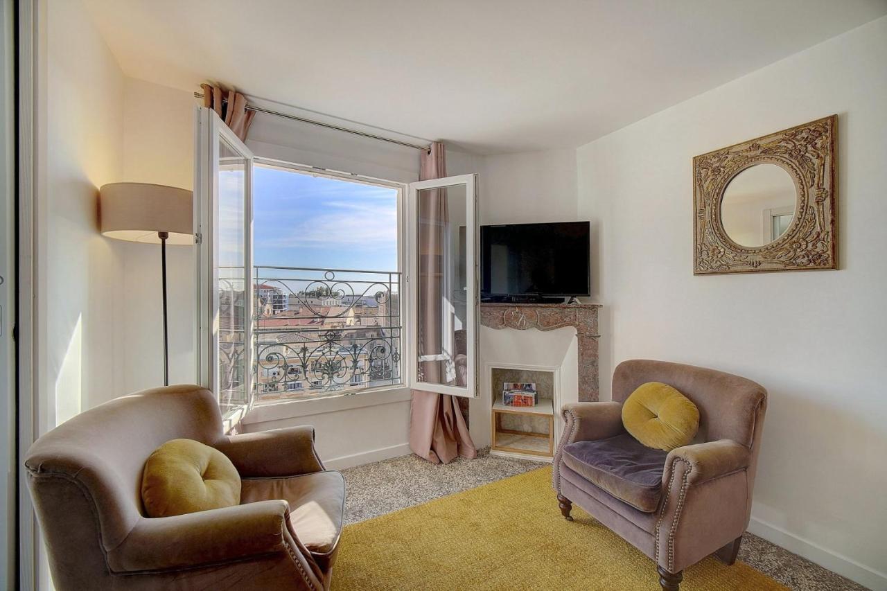 Apartment Le Louvre Floor
