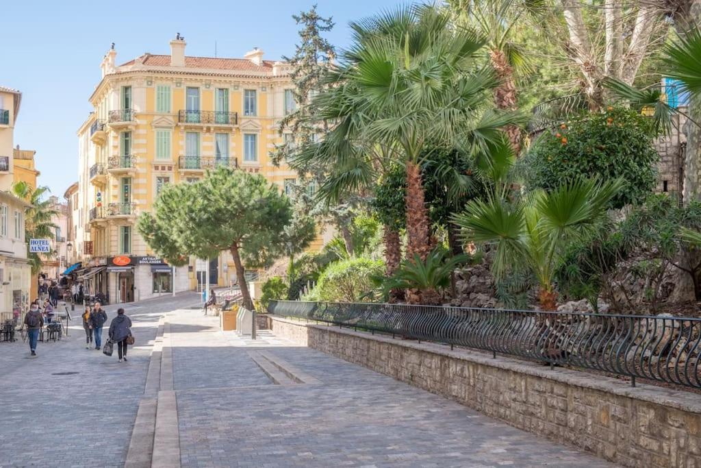 Le Louvre Floor Apartment Cannes