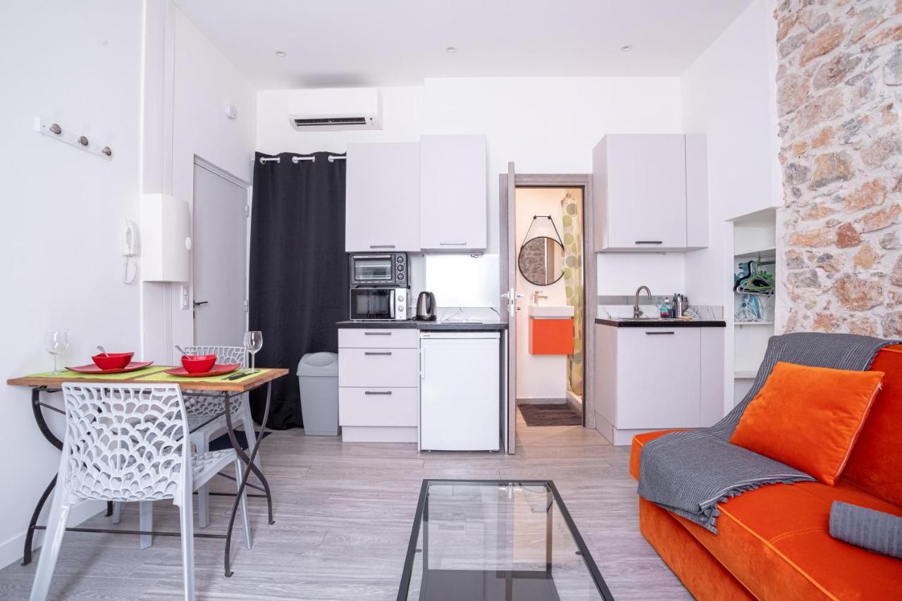 Experience Pastour Privatize 6 Aparts 10bedrooms&9baths 11doublebeds With His Duplexpenthouse Rooftop Close Palais Congres Beaches Et Suquet