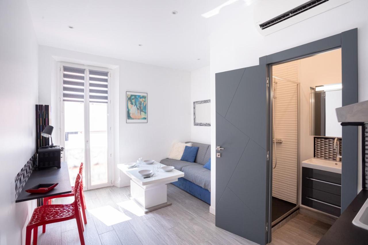 Experience Pastour Privatize 6 Aparts 10bedrooms&9baths 11doublebeds With His Duplexpenthouse Rooftop Close Palais Congres Beaches Et Suquet Apartment