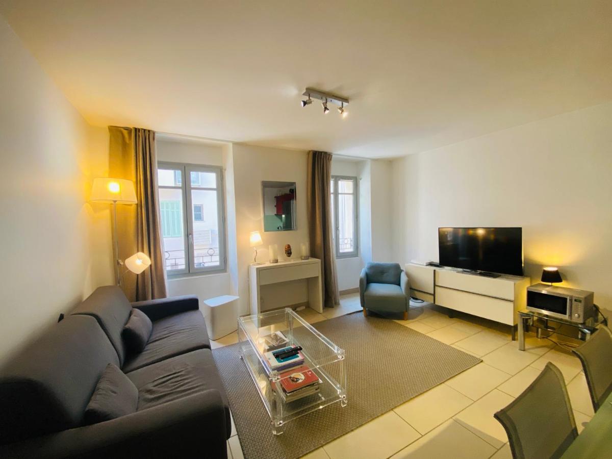 Tres Joli T3 Vieux Port Apartment *