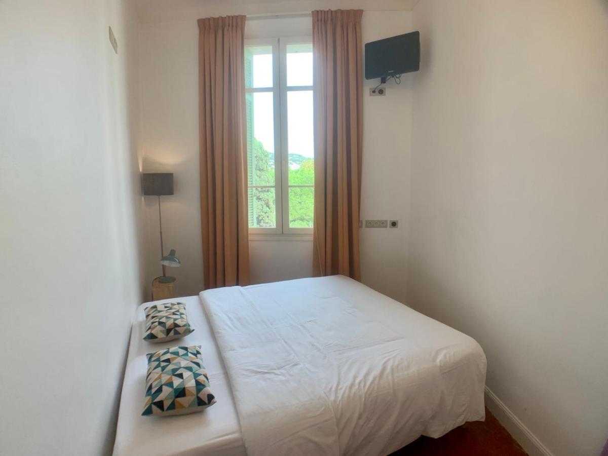 Rue Jean Riouffe A Apartment