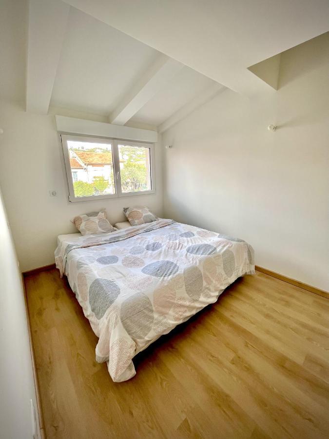 Casa de férias Maison De Confort A Et A 10 Minutes A Pied De La *