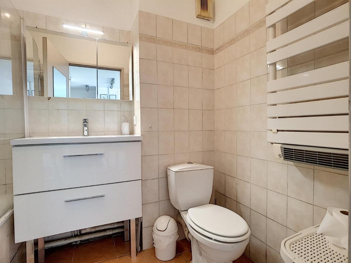 2p Garage Piscine Tennis Apartment *