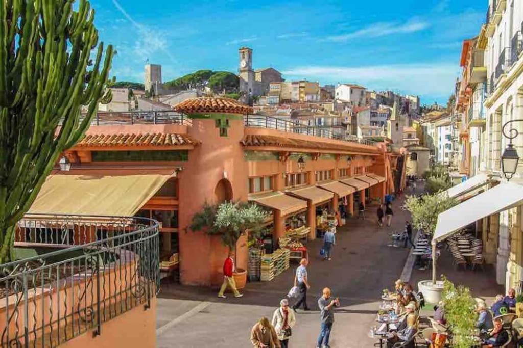 Jolie 3 Pièces Avec Terrasse Au Vieux Port, à 2 Pas Des Plages Et Du Palais. * Cannes
