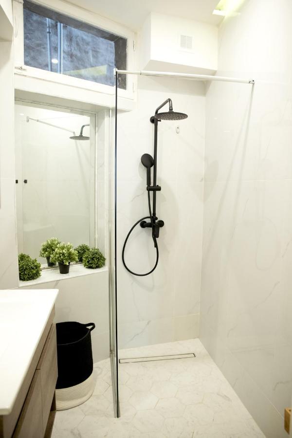 Apartment Luxury In / 300m From Palais Des Festivals / Parking Included *