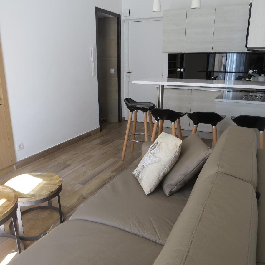 Appartement 2 Pièces Rue Hoche *