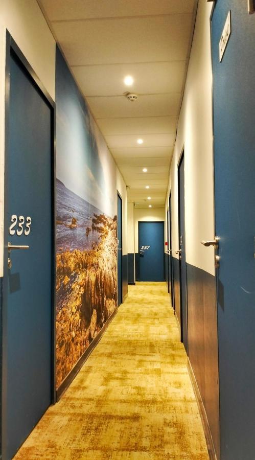 Hotel Charlie's 3*