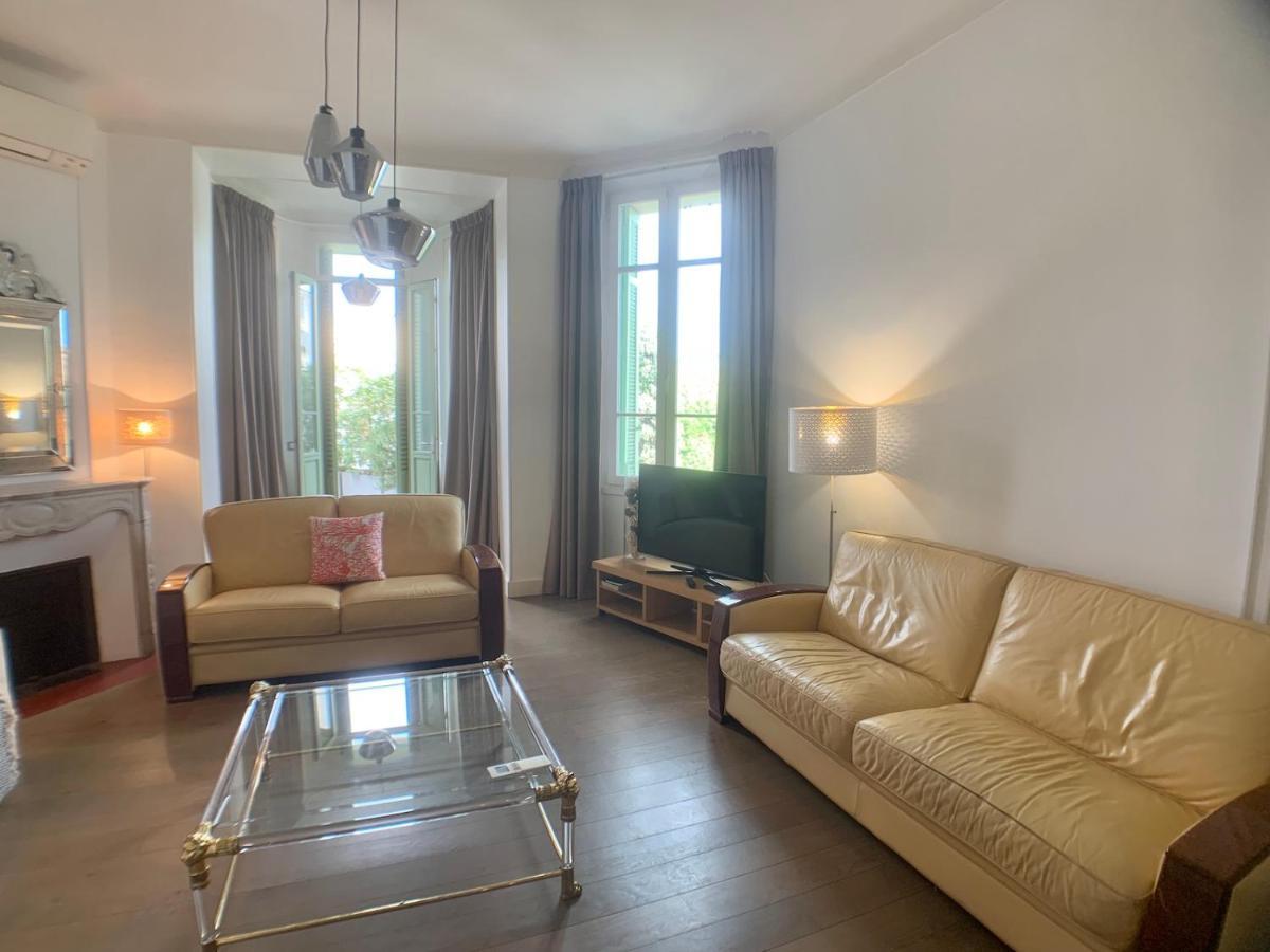 Apartment Rue Jean Riouffe A *