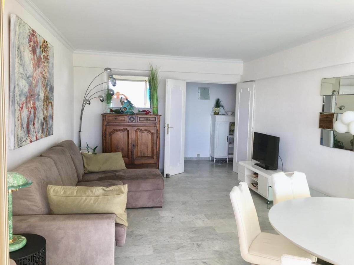 Fettolina Palm Beach, Location Front De Et Apartment Cannes