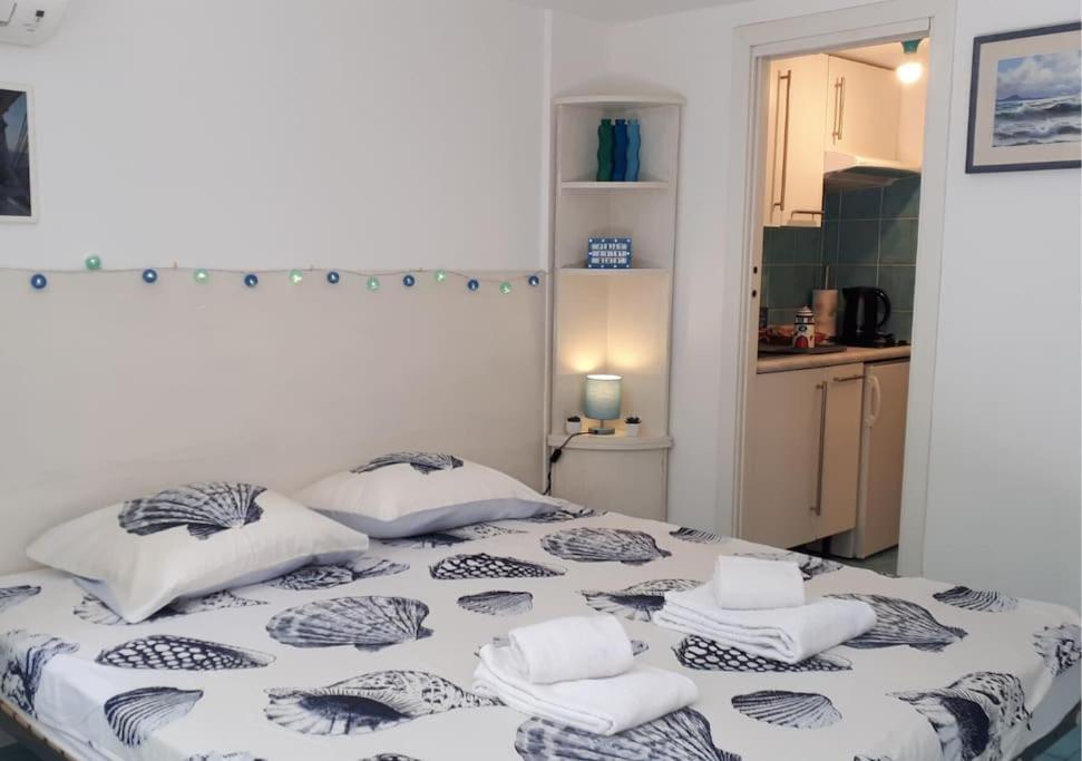 Apartment At -la Croisette- - Garden - *