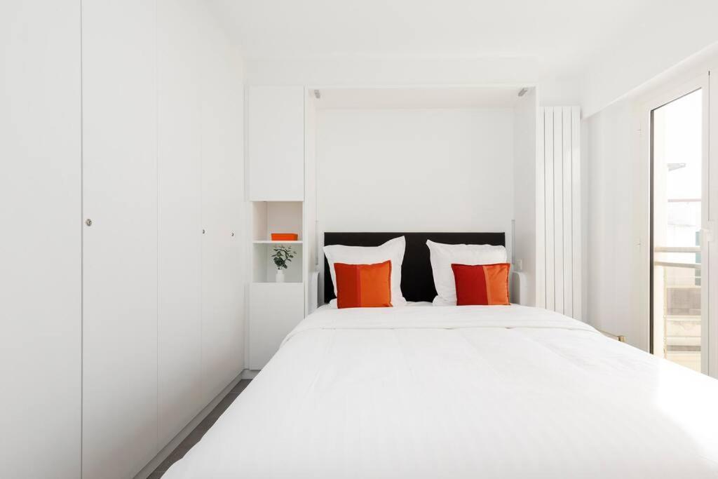 Apartment On La Croisette - 2 Beds 2 Baths