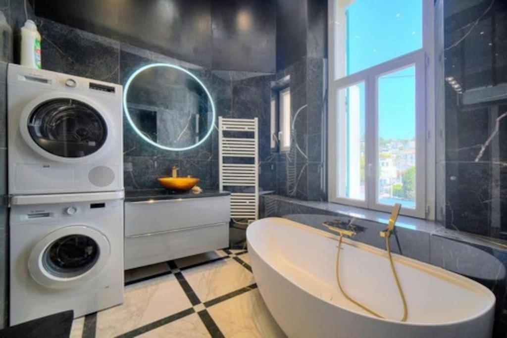 Luxury 2-floor Flat * Cannes