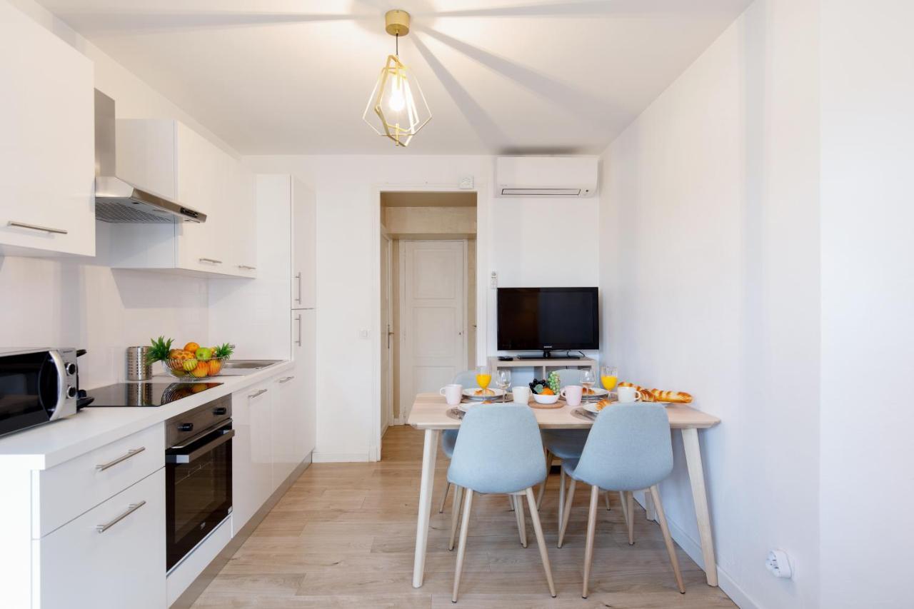 Lumiere Yourhosthelper Apartment *