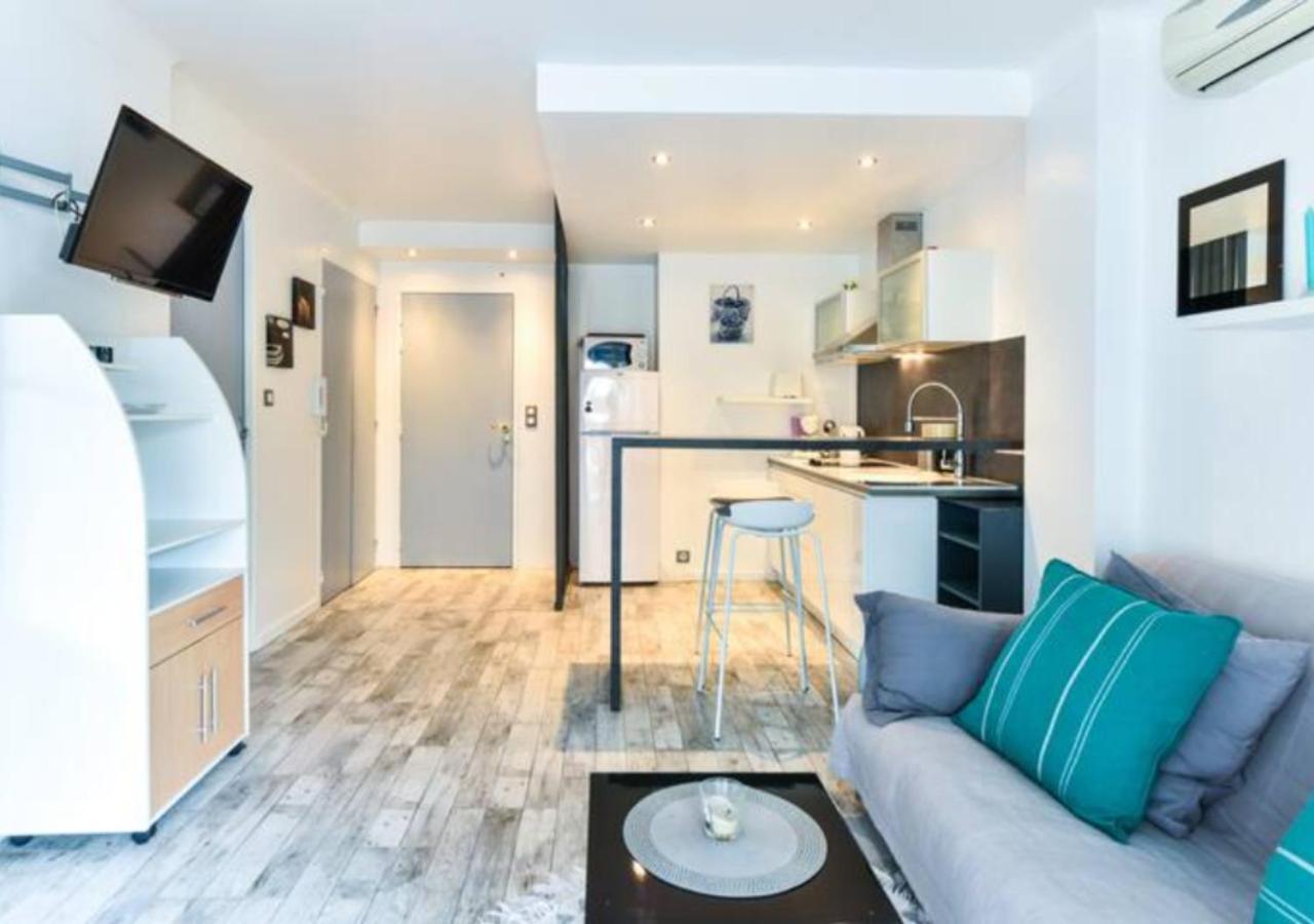 Appartement Proche Plage, Beau Avec Terrasse