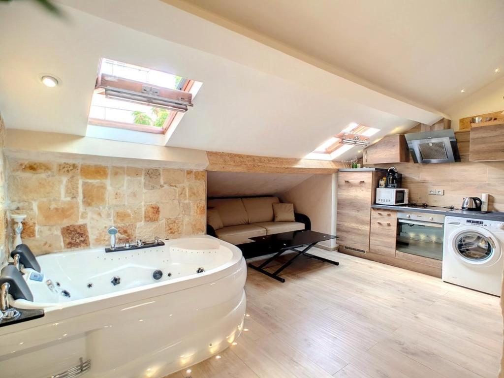 Jacuzzi Croisette * Cannes