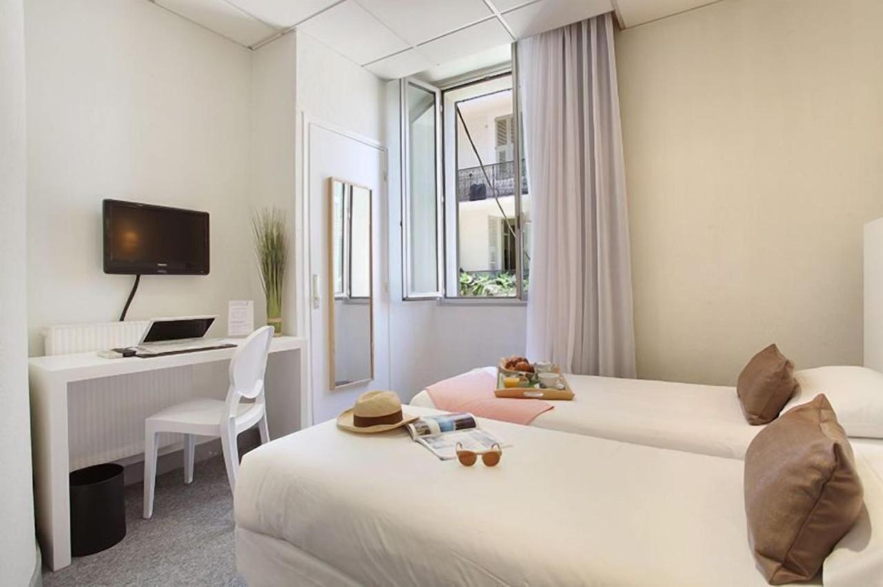 Hotel P.l.m. 2*