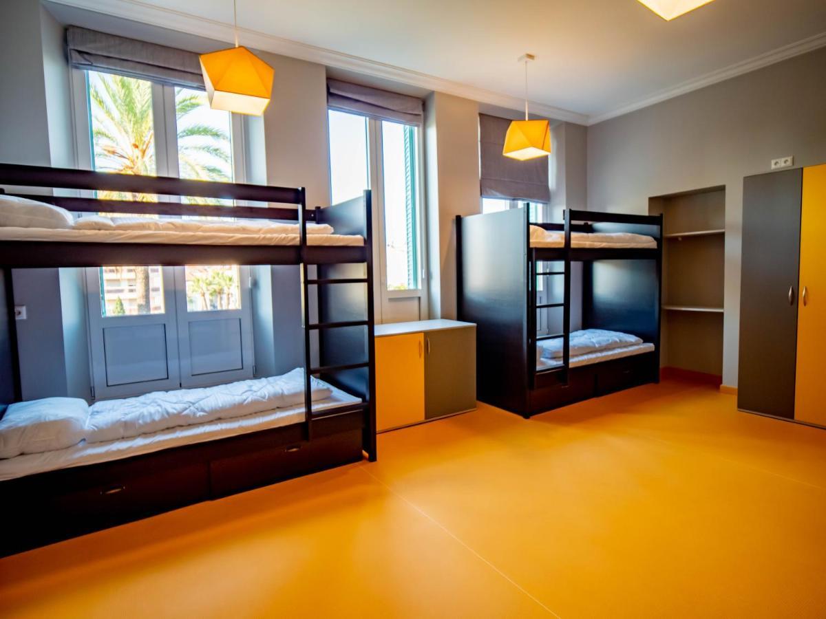 Hostel Banana's Camp *