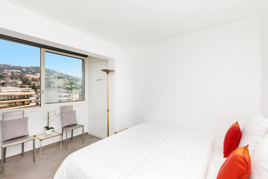 On La Croisette - 2 Beds 2 Baths