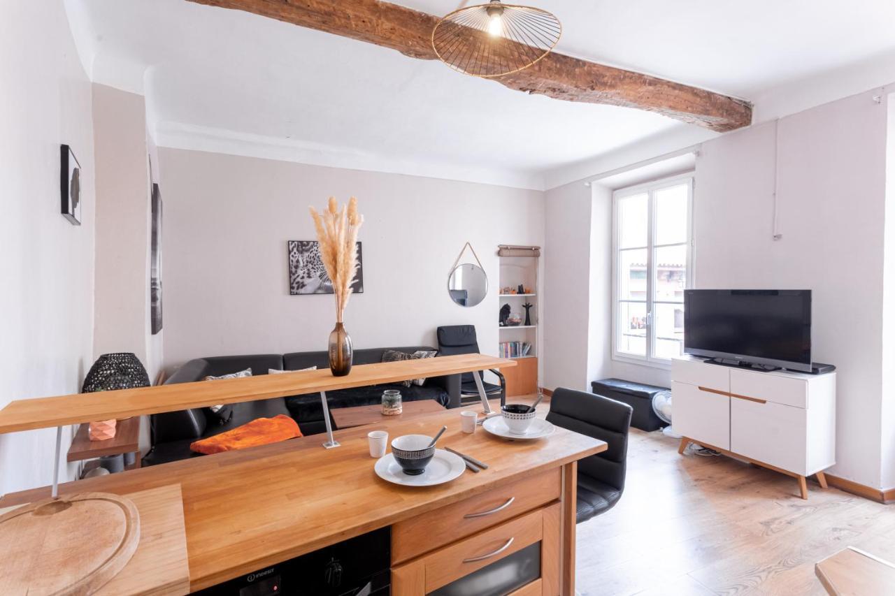 Apartment Les Halles Forville - Palais, Plages, Wifi, Clim