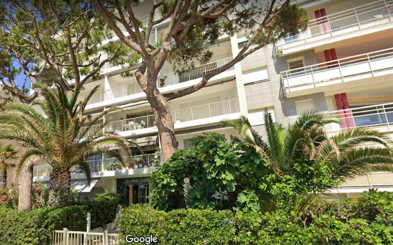 Fettolina Palm Beach, Location Front De Et Cannes