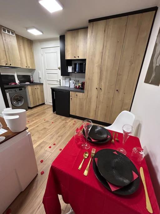 Apartment Love A - 25m2 Pour 2 Personnes Avec Un Jacuzzi Prive *