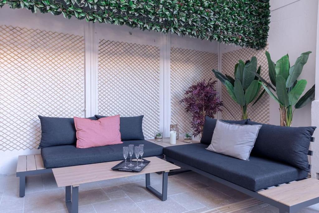 Luxury With Large Terrace On Famous Rue D'antibes! - Pasteur By Halldis
