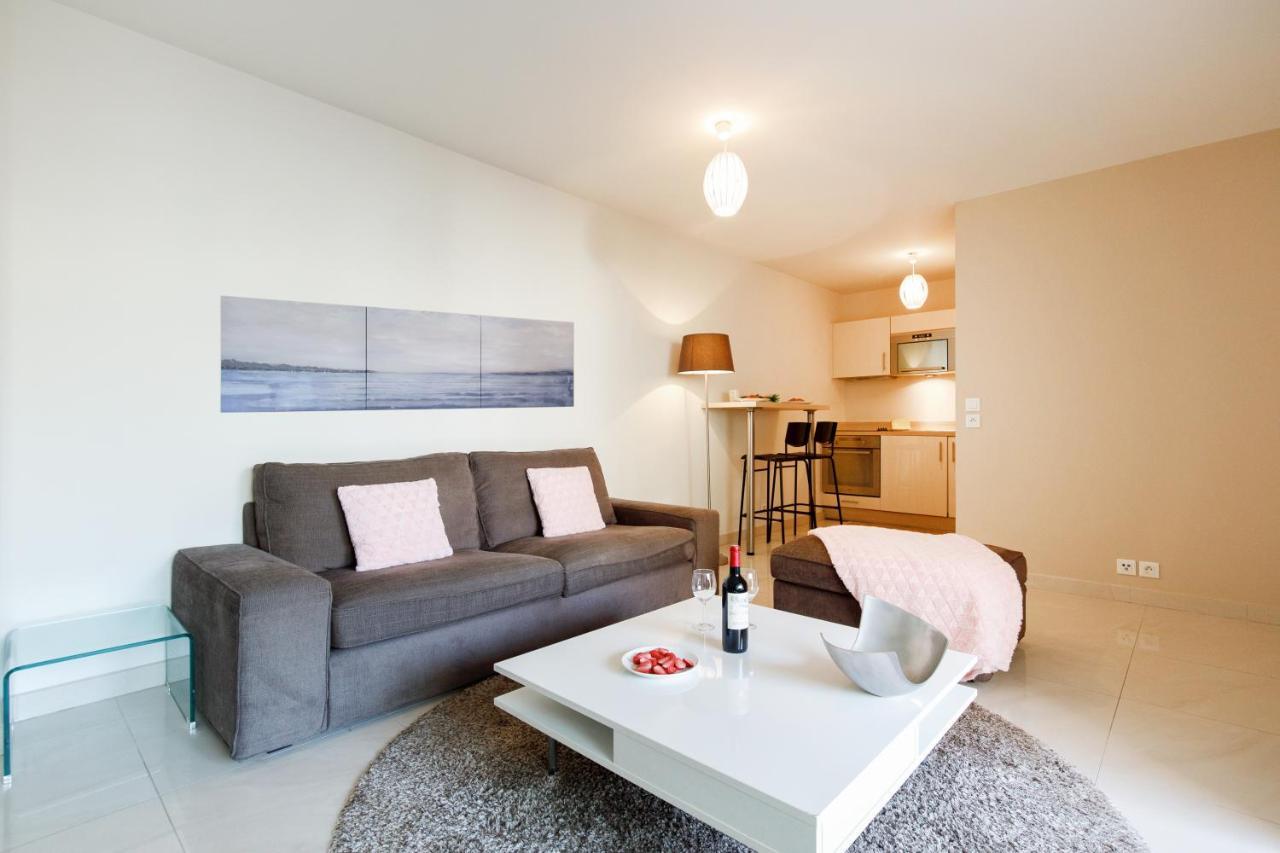 Amina Yourhosthelper Apartment Cannes