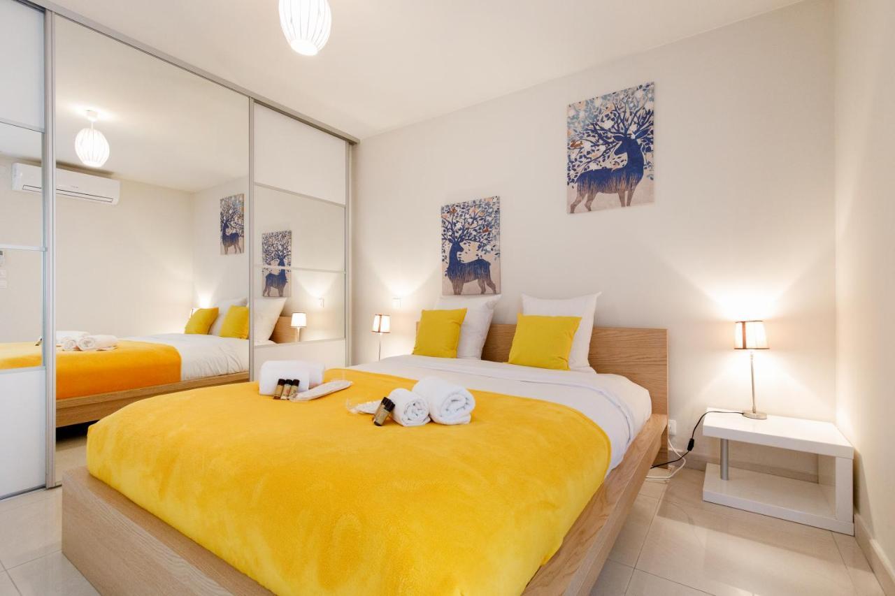 Amina Yourhosthelper Apartment Cannes