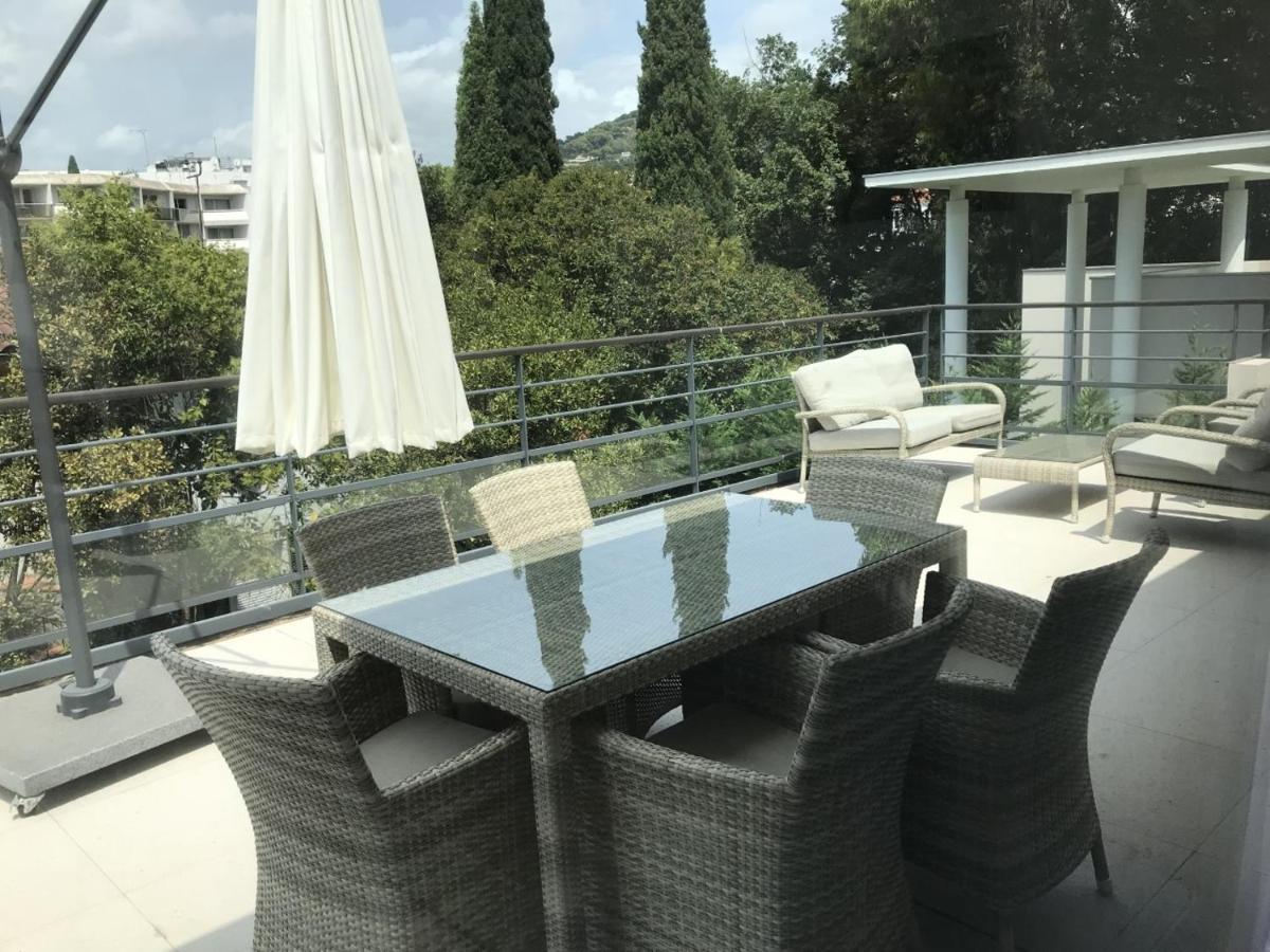Montfleury, 2 Terrasses, 2 , 2 Sdb , Pkg Prive Piscine, 15 Min Walk To Croisette And Palais Des Festivals Apartment