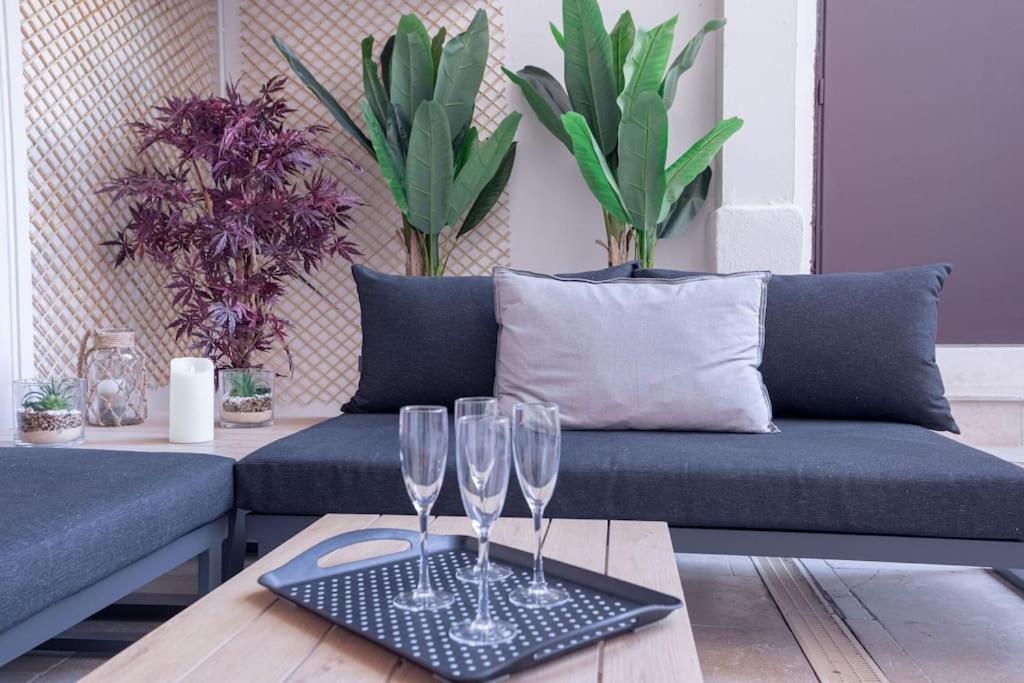 Luxury With Large Terrace On Famous Rue D'antibes! - Pasteur By Halldis * Cannes