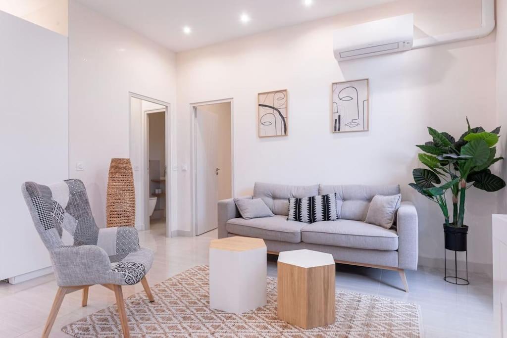 Luxury With Large Terrace On Famous Rue D'antibes! - Pasteur By Halldis *
