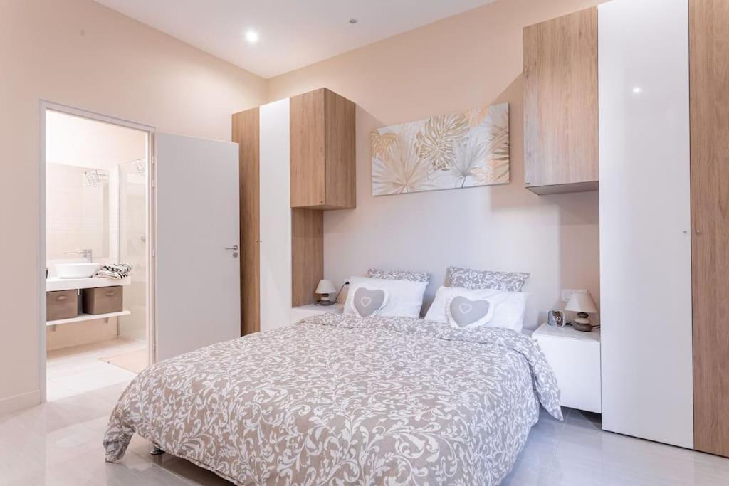 Luxury With Large Terrace On Famous Rue D'antibes! - Pasteur By Halldis Apartment