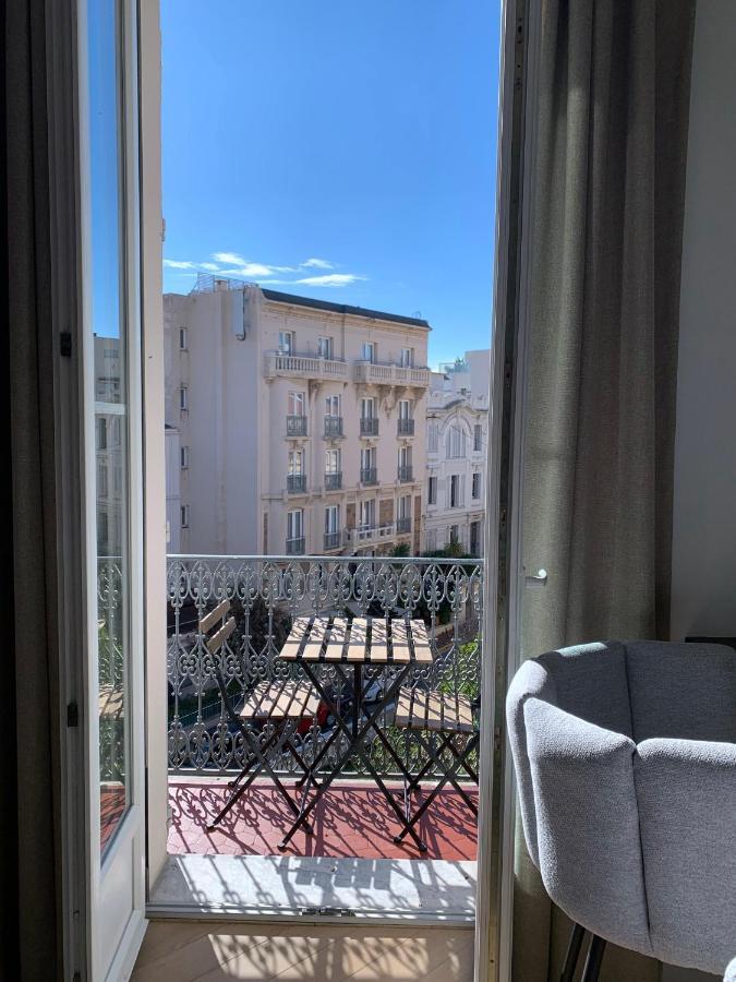 Apartment A 2 Pas De La Croisette Cannes