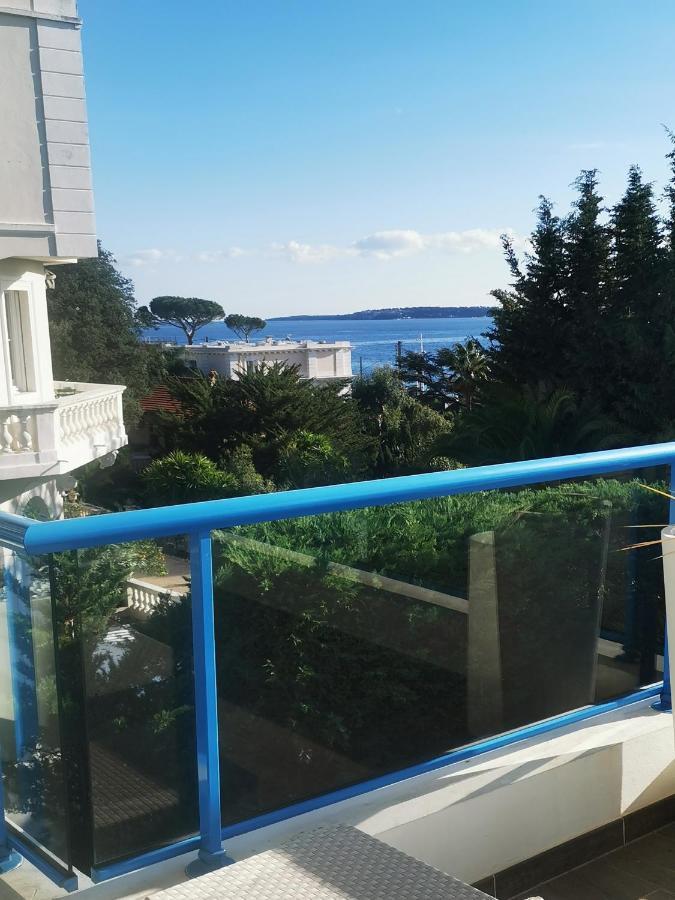 Modern One Bedroomed Just Off The Seafront With A Terrace And Pool Access 1753 *