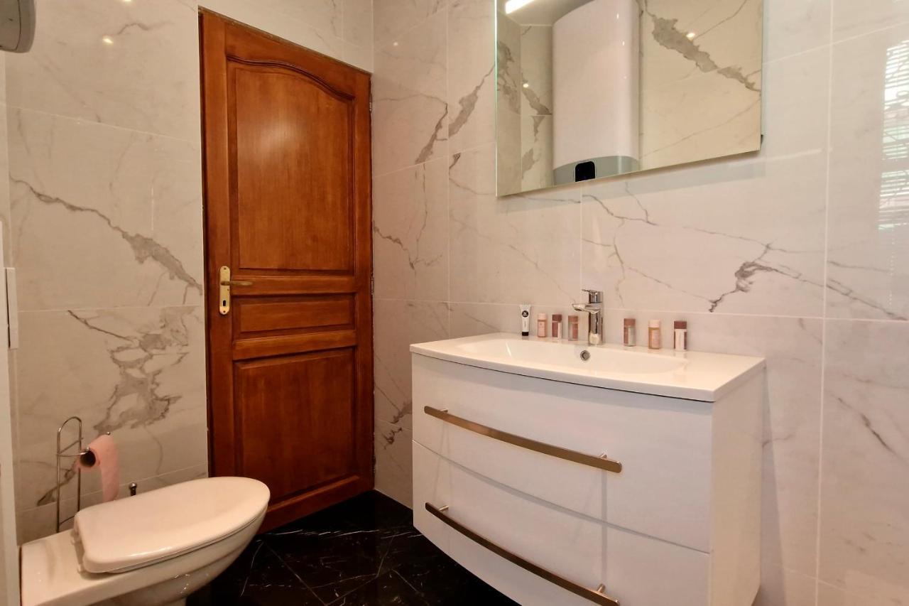 Apartment Henri Camille Real Estate - St Marie 2 - 3 Bedrooms - Center *