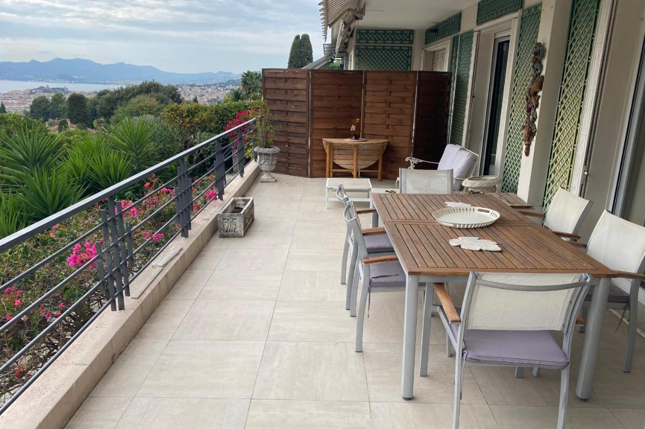 Sea View & Large Terrace Live In La Vista
