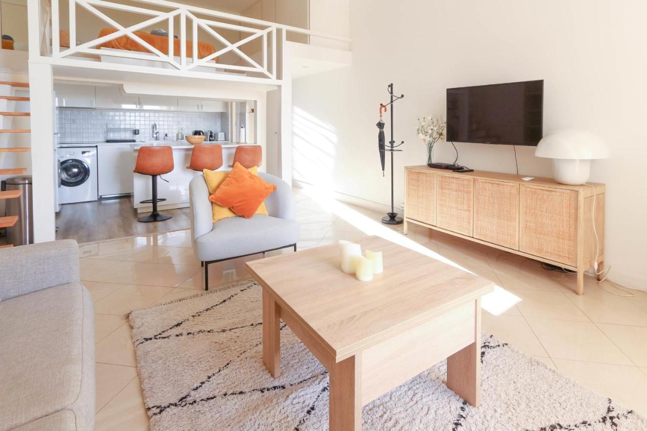 Beautiful Renovated With Ac And Terrace - Benakey *