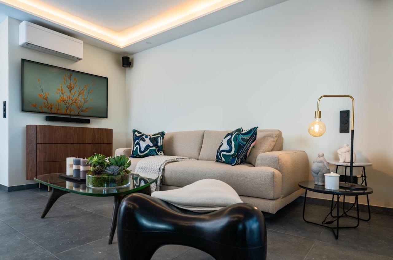 Palm Croisette Front De Mer1 * Cannes
