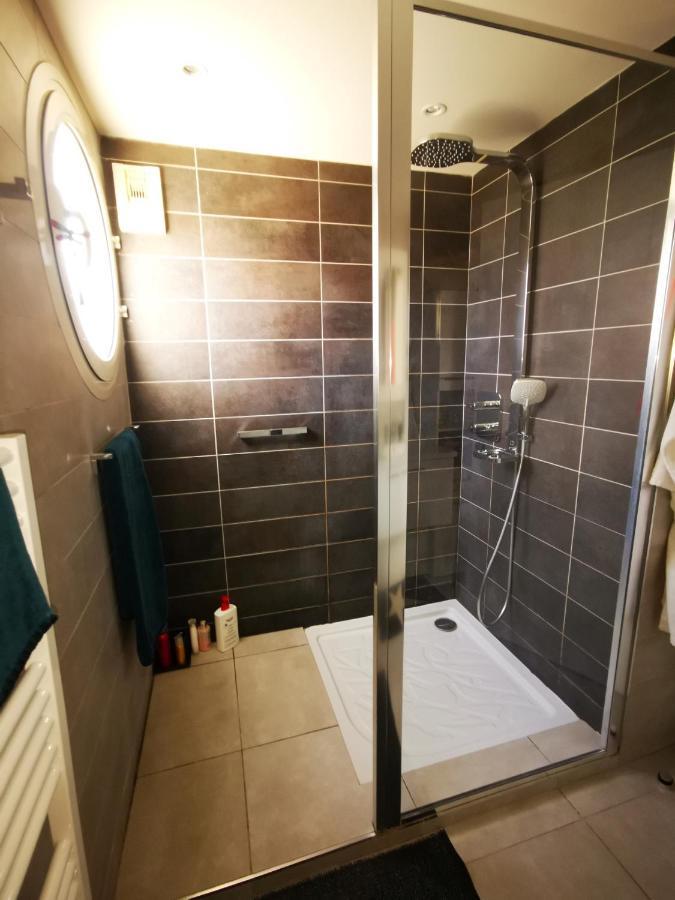 Modern One Bedroomed Just Off The Seafront With A Terrace And Pool Access 1753 Apartment *
