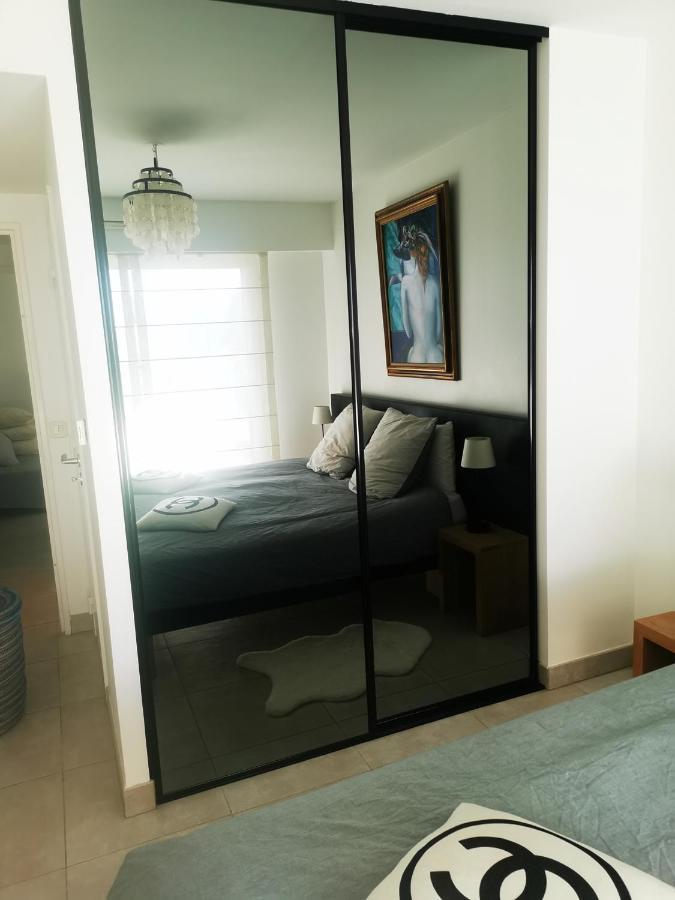 Apartment Modern One Bedroomed Just Off The Seafront With A Terrace And Pool Access 1753 Cannes