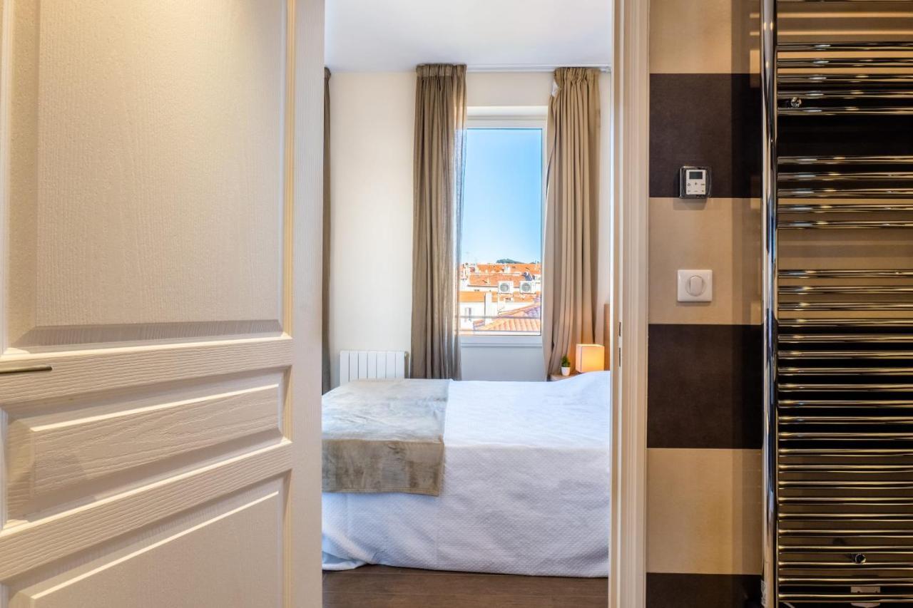 2-br Steps From The Palais Des Festivals *