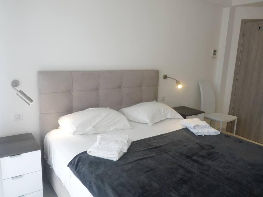 Croisette Apartment: Festival Proximity